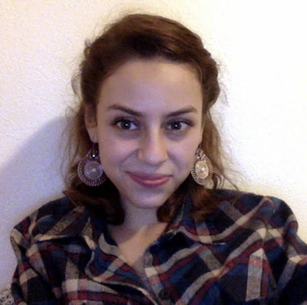 Meet your Posher, Adriana